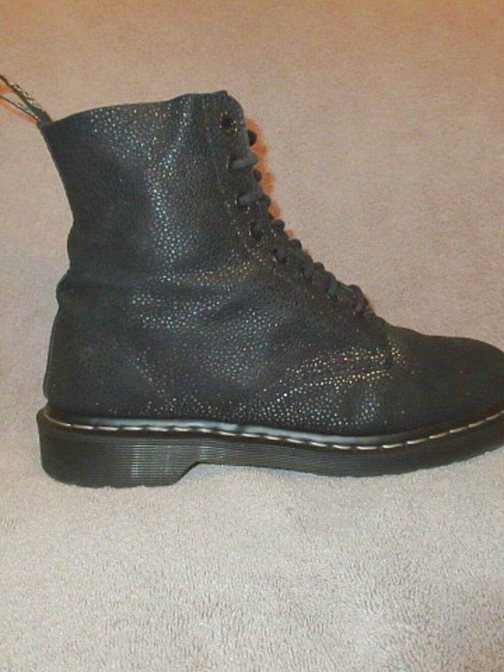 Dr. Martens Combat Boots Womens 9 Pascal Leather Speckles Lace Up Goth Grunge - Picture 3 of 11